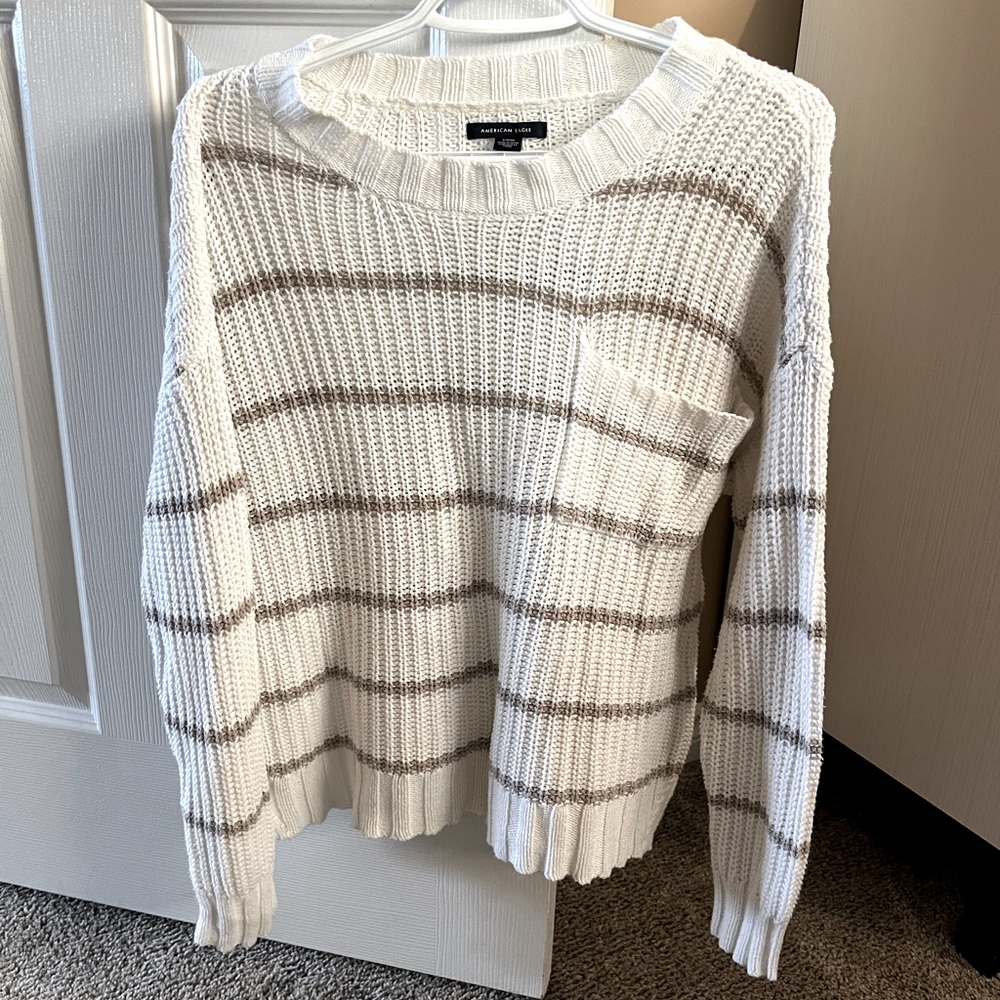 American Eagle knit sweater